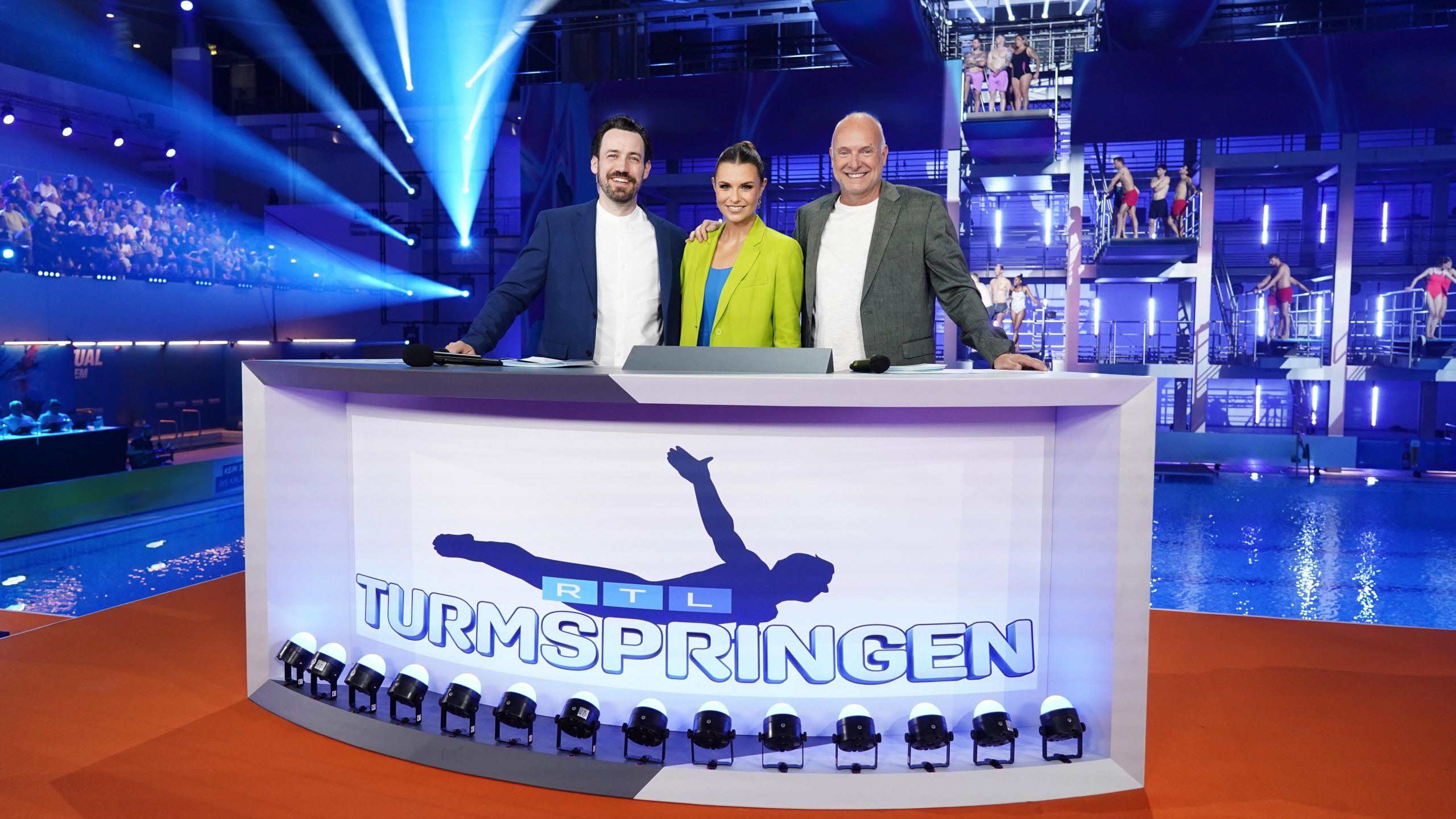 RTL Turmspringen Das sind die Promis Sucy Pretsch Magazin alle Infos