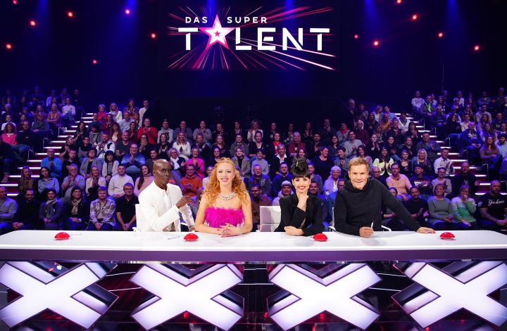 Am 27. Januar geht's los +++ Victoria Swarovski und Jens "Knossi" Knossalla moderieren +++ »Das Supertalen« – Die Jury, die Kandidaten, Infos