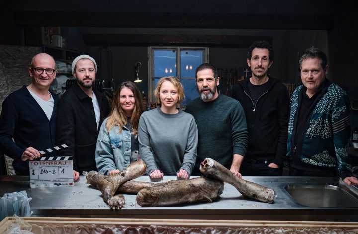 Anna Maria Mühe, Peter Kurth, Britta Hammelstein, Robert Palfrader, Michou Friesz, Yousef Sweid, Gerhard Liebmann, Dominic Marcus Singer, Sabine Timoteo, Lucas Gregorowicz