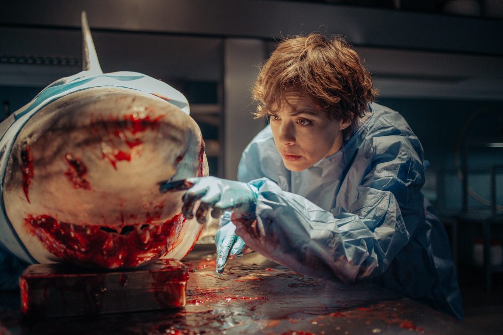 +++ Hai-Horror-Schocker in Paris +++ Humbug oder Realismus beim Ökothriller? +++