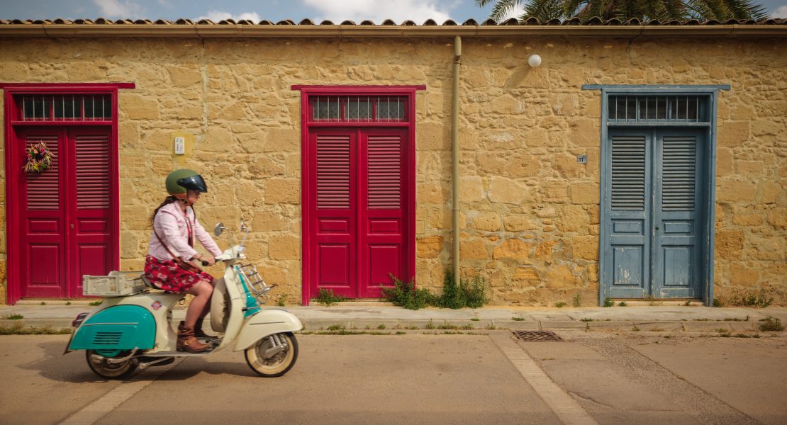 FIND ME FALLING kritik