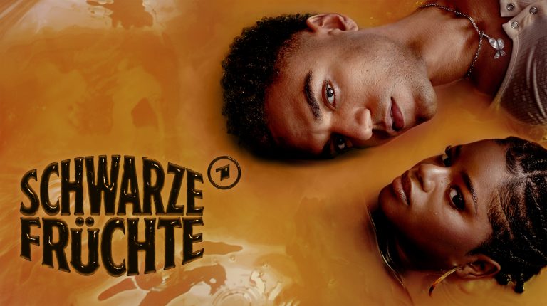 Schwarze Früchte Serie