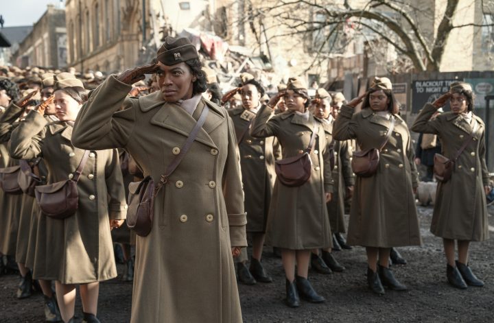 +++ Darum gehts im Netflix-Film: Die wahre Geschichte vom 6888. Bataillon +++ Star-Besetzung mit Oprah Winfrey und Susan Sarandon +++