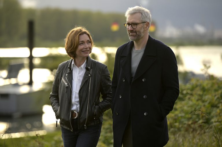 Eine mit Herz: Familiengeheimnisse