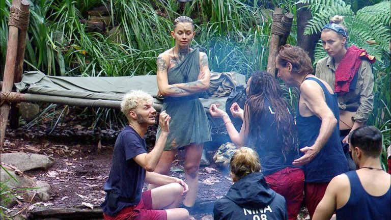 Tag 5 im Dschungelcamp: Regelbruch, Rennfieber und Rumgezicke