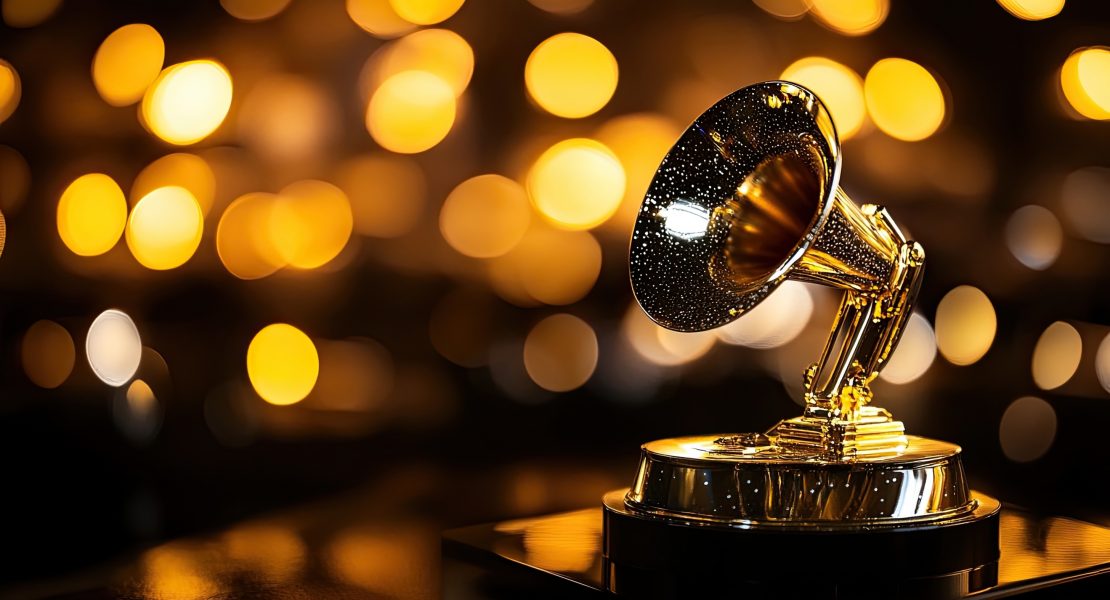 Grammy Award with White Highlights: Shiny Grammy Award Trophy Highlighted with Bright White for Celebrating Music Industry Achievements