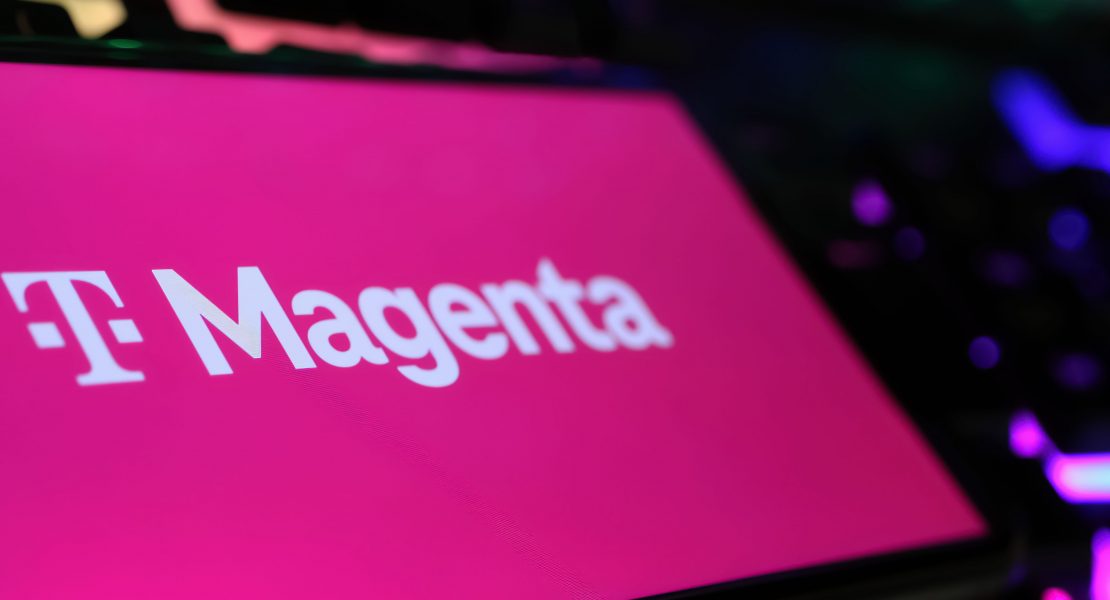 magenta tv logo