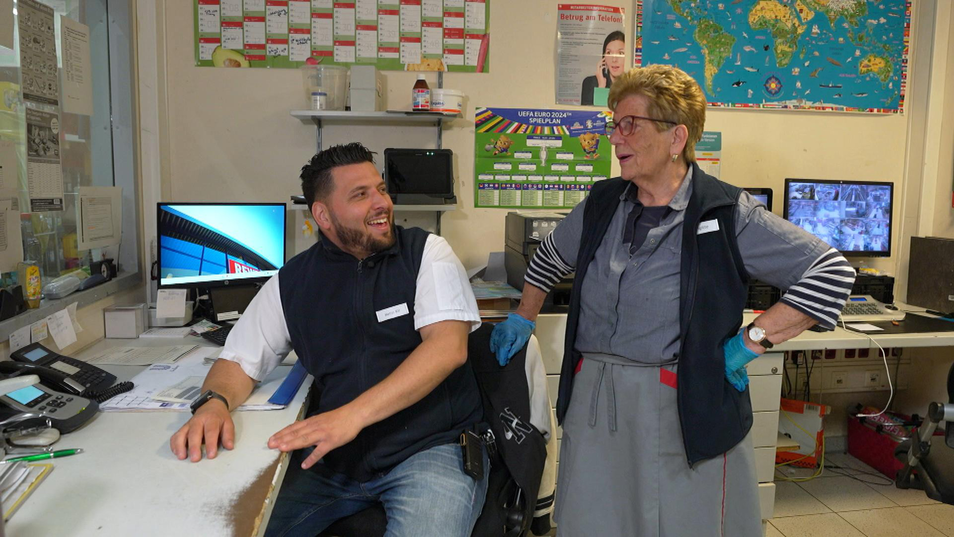 +++ Neue Folgen von „Unser Supermarkt – mit Herz und Humor“ +++ Von der TV-Welt an die Kasse: Alessia Herren startet im Einzelhandel +++