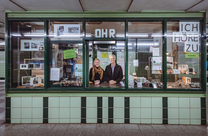 Die Kraft des Zuhörens: Ein Kiosk als Ort der Begegnung