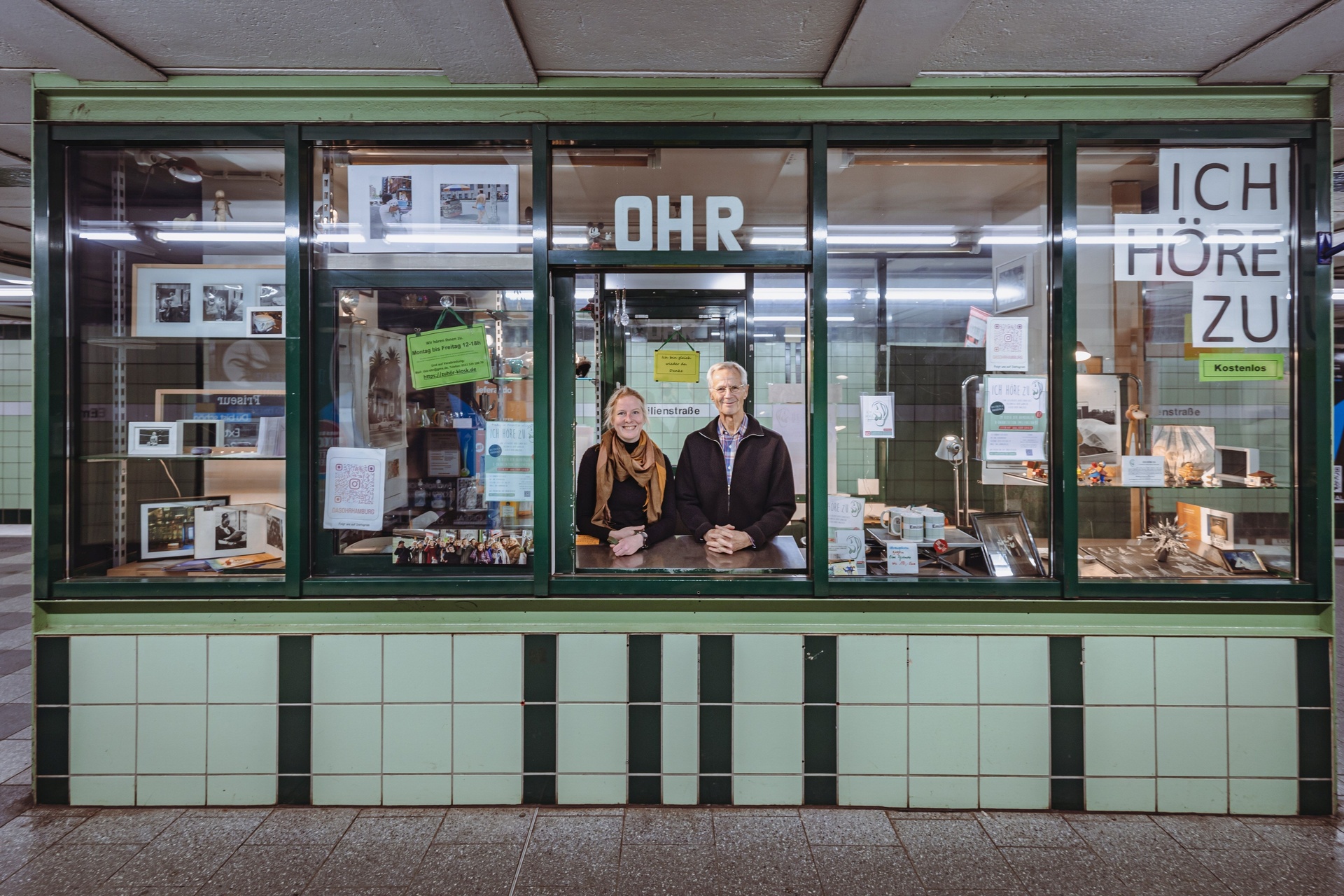 Die Kraft des Zuhörens: Ein Kiosk als Ort der Begegnung