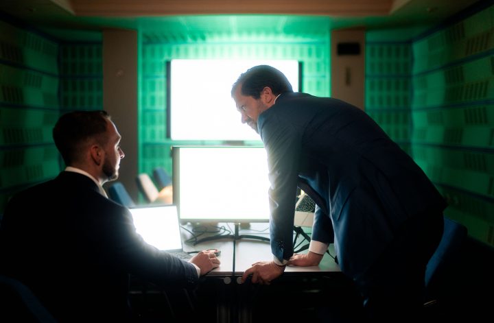 »Im Inneren der Cybermafia – Love.Like.Lost«