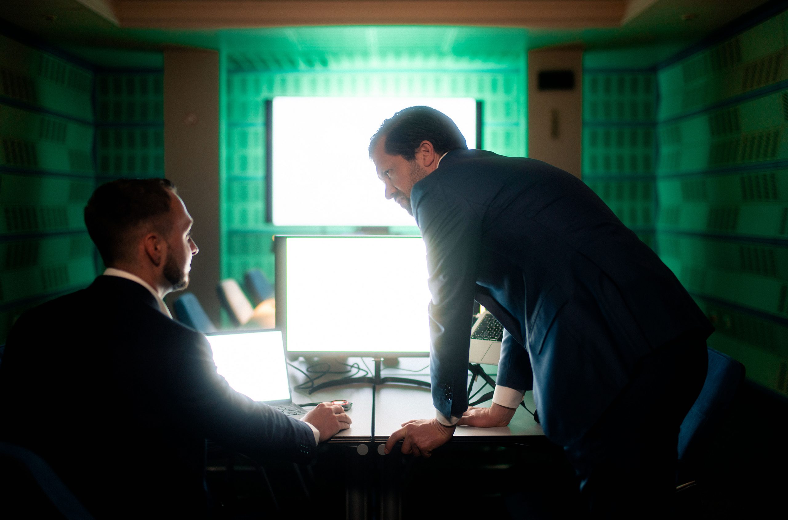 »Im Inneren der Cybermafia – Love.Like.Lost«