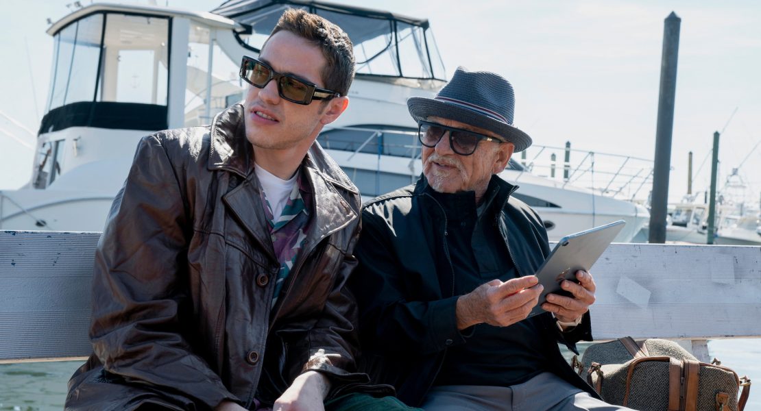 ZDF und Peacock +++ Einblicke in das chaotische Familienleben und das Streben nach echter Verbindung +++ Humorvolle Auseinandersetzungen mit Ruhm und den eigenen Abgründen +++ Episodenguide +++