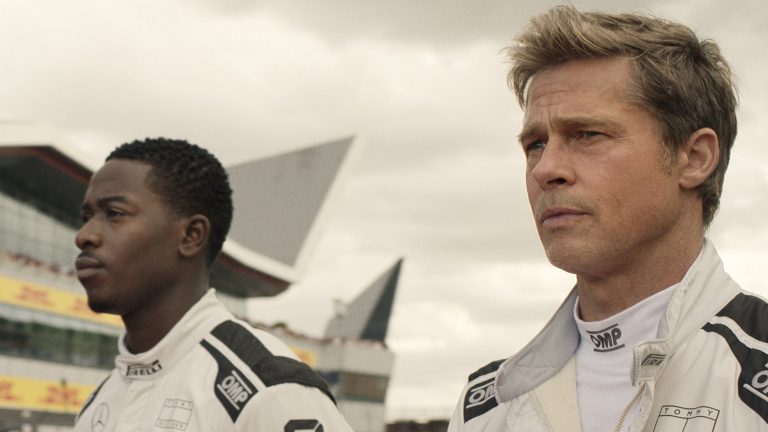 »F1«: Brad Pitt rast