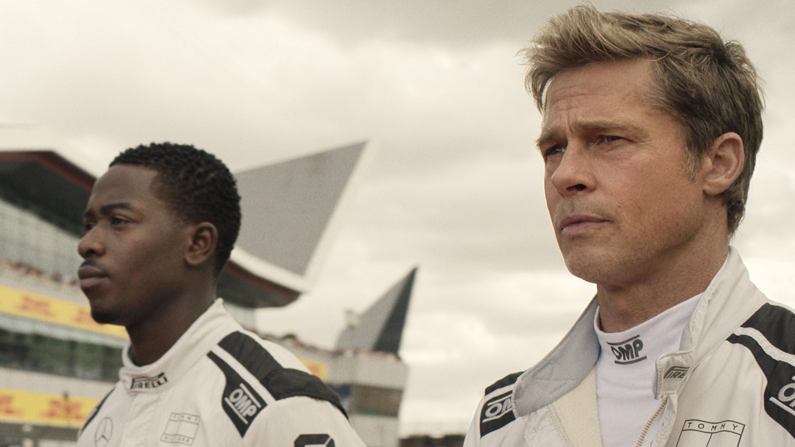 »F1«: Brad Pitt rast