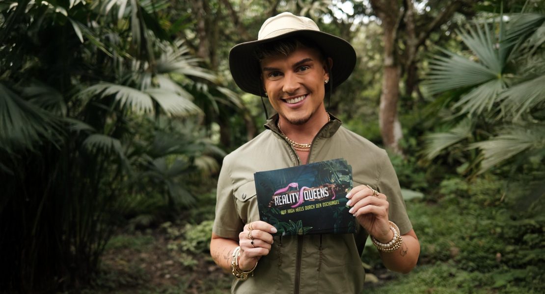 +++ Twenty4Tim wird Host der 2. Staffel von "Reality Queens – Auf High Heels durch den Dschungel" auf RTL+ +++