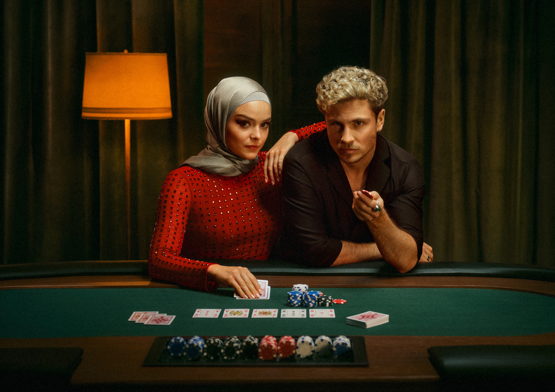 Sechsteilige neoriginal-Dramaserie High Stakes