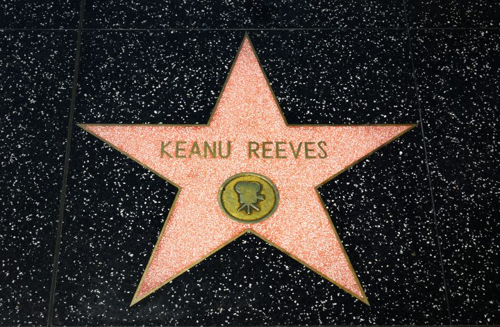 Arm bleiben, reich träumen? Warum Keanu Reeves’ »Good Fortune« die Arbeiterklasse mit Lügen-Moral abspeist