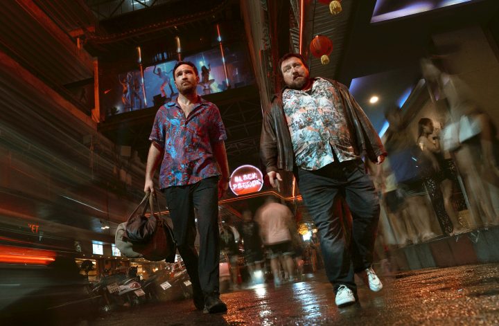 Netflix fährt 2026 in Deutschland richtig auf: Neue **Serien** wie *UNFAMILIAR*, *KACKEN AN DER HAVEL*, *ACHTSAM MORDEN S2* und *DIE KAISERIN S3* treffen auf **Filme** wie *23 000 LEBEN*, *EAT PRAY BARK – THERAPIE AUF 4 PFOTEN* und *DAS GESCHENK*. Dazu kommen **Reality- und Doku-Highlights** wie *LOVE IS BLIND: GERMANY S3*, *KAULITZ & KAULITZ S3*, *SCHUMACHER ’94*, *POLDI* und *DIE ZARRELLAS*. Viel lokaler Content, große Namen, einmal quer durch alle Genres.