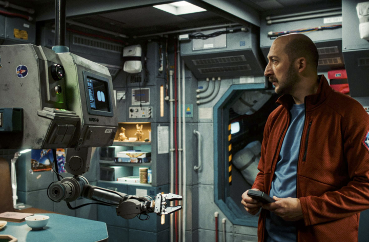 Mitten im Krieg gedreht – dieser Space-Love-Story-Film ist die mutigste Sci-Fi des Jahres