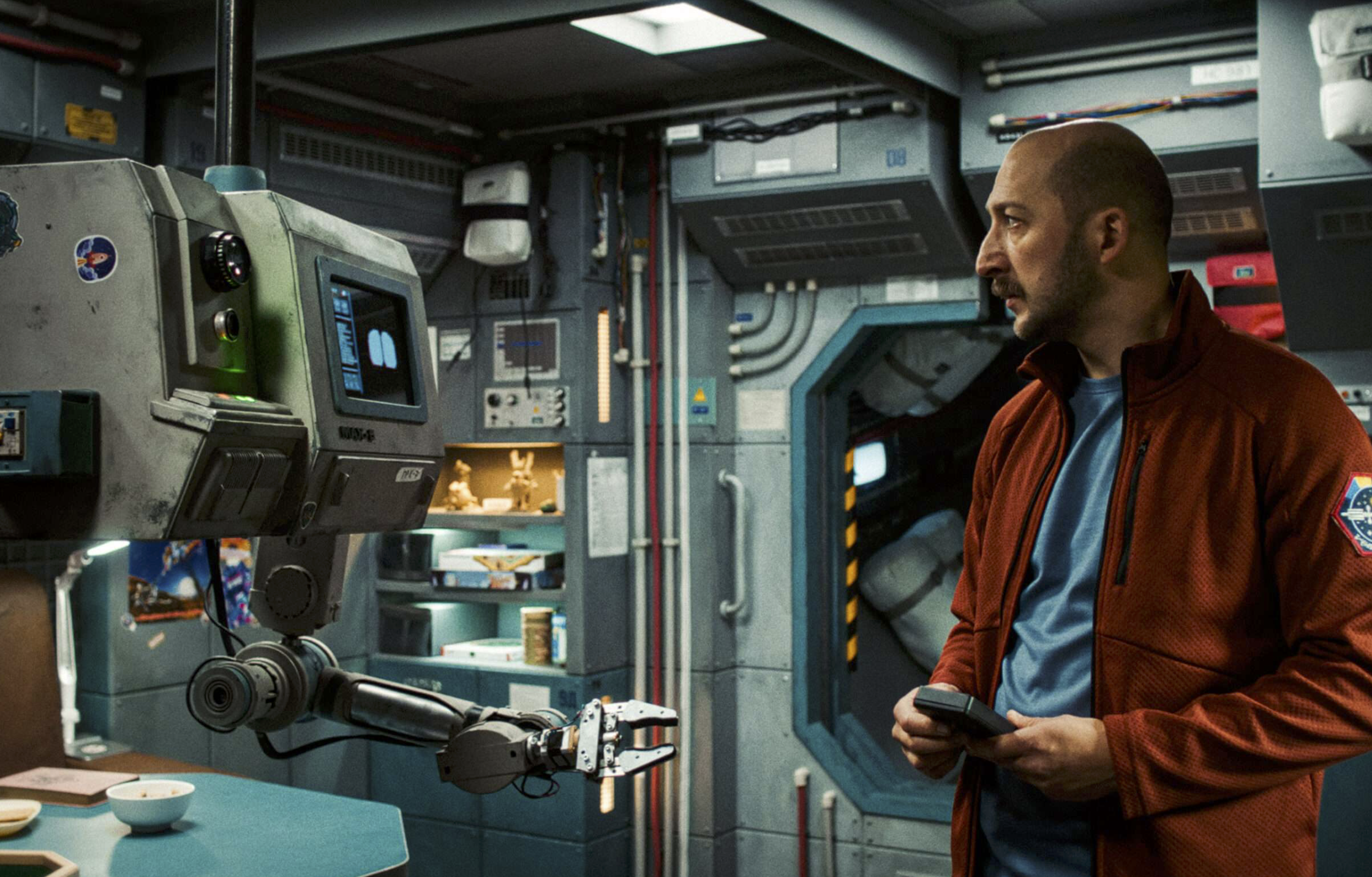Mitten im Krieg gedreht – dieser Space-Love-Story-Film ist die mutigste Sci-Fi des Jahres