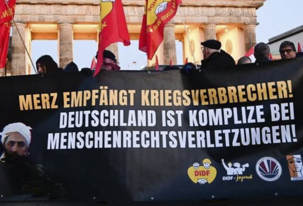 Roter Teppich für Ex-Dschihadisten? Wie Berlin Syriens Übergangspräsidenten hofiert, während auf der Straße demonstriert wird
