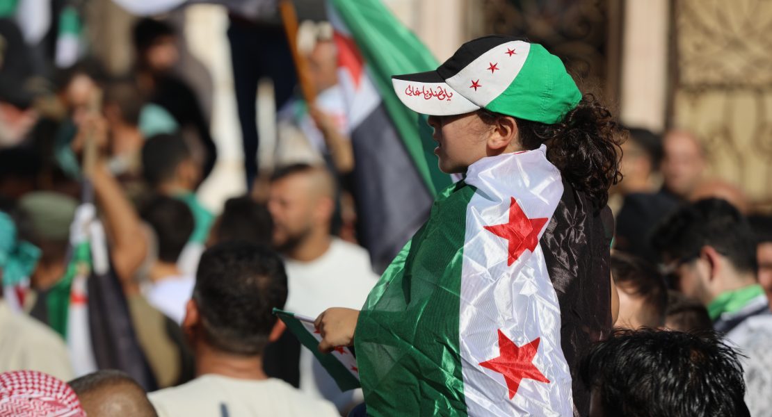 Roter Teppich für Ex-Dschihadisten? Wie Berlin Syriens Übergangspräsidenten hofiert, während auf der Straße demonstriert wird