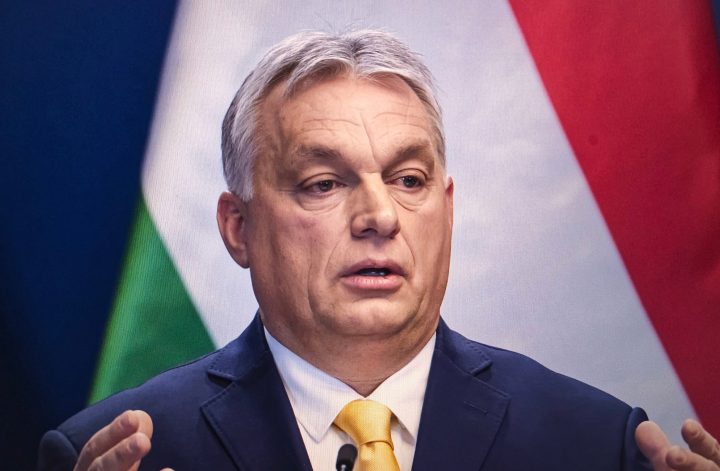 +++ Rekord-Wahlbeteiligung, tief gespaltenes Land: Entscheidet Budapest heute über Kurswechsel oder Dauerkrise mit Brüssel +++ Orbán gegen Magyar: Wird aus Ungarns Problemfall plötzlich Europas Hoffnungsträger? +++ Ticker +++ TV-Hinweise +++