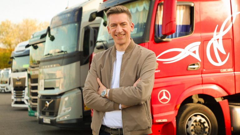 Gehaltsbeichten bei RTL: Verdient die Domina mehr als der Pfarrer?