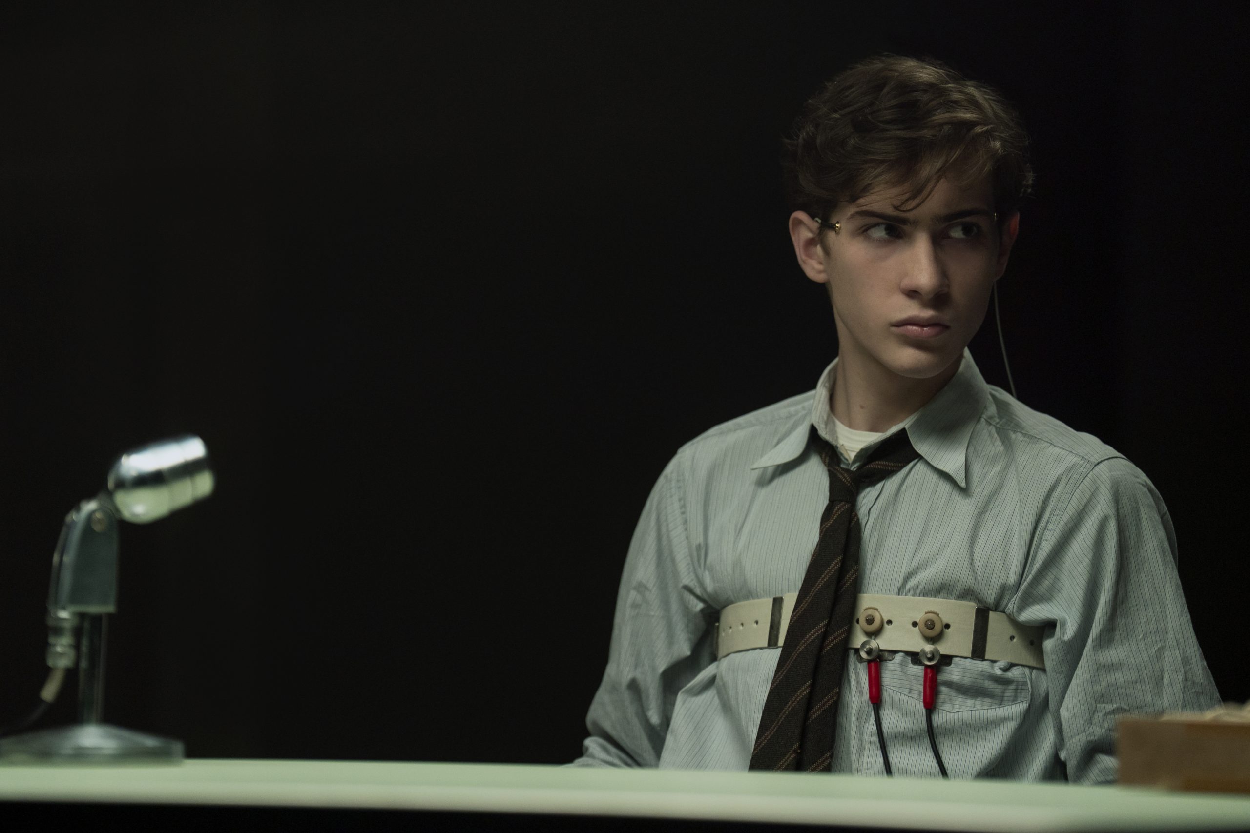Jacob Tremblay als Ted Kaczynski im Netflix-Film „Unabomber“ mit Russell Crowe als Henry Murray