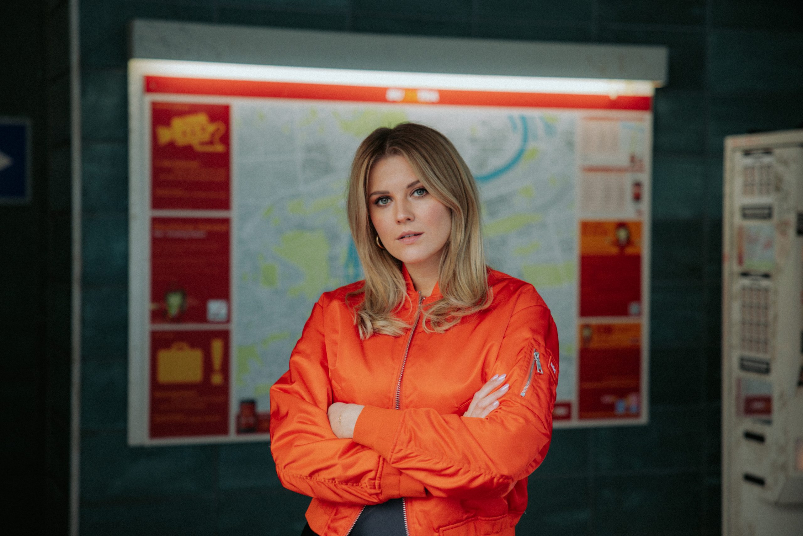 Alicia (Josefin Bressel) und Moritz (Lennart Borchert): GZSZ greift digitale Gewalt auf. Die Serie ist bei RTL+ verfügbar. Foto: RTL